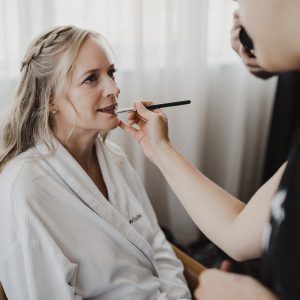 5 Best Wedding Lipsticks