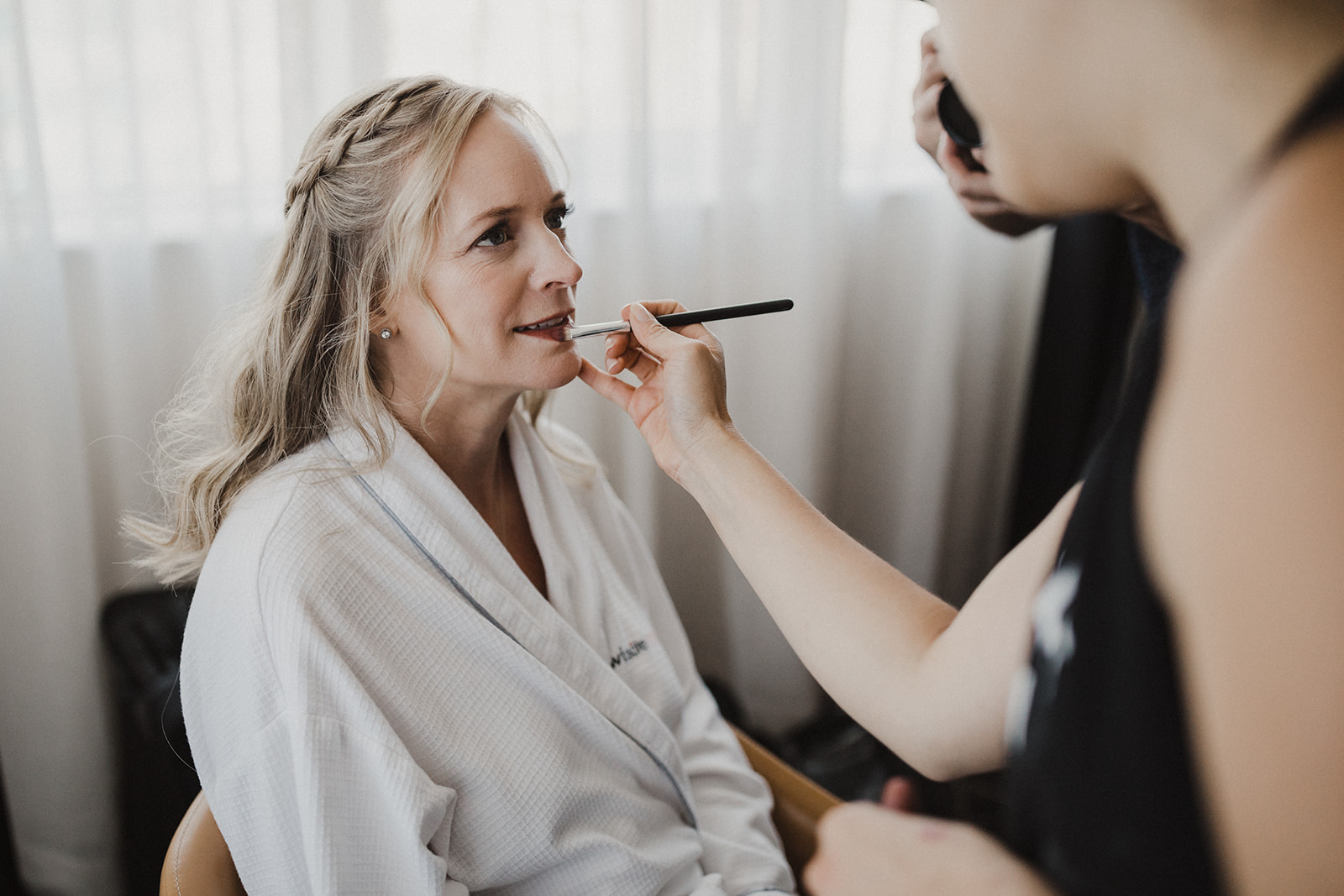You are currently viewing 5 Best Wedding Lipsticks